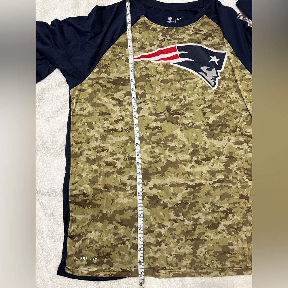 NWOT New England Patriots men’s XL Dri fit Nike shirt Salute to Service - Picture 7 of 9